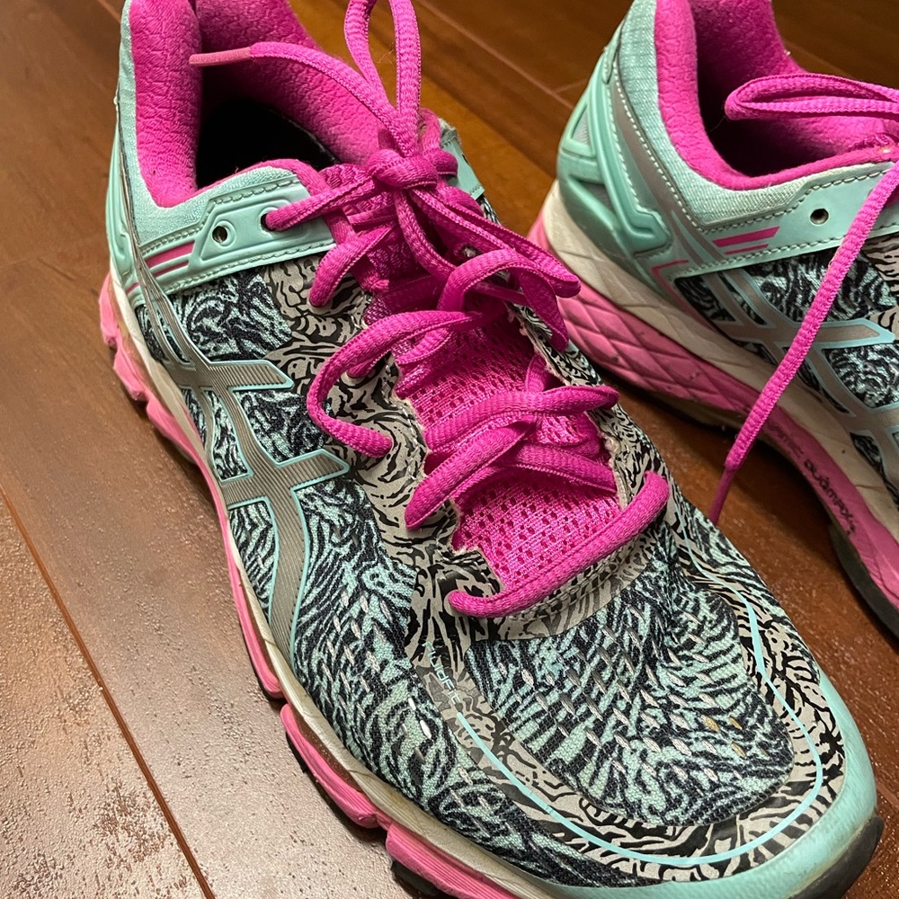 ASICS gelkayano